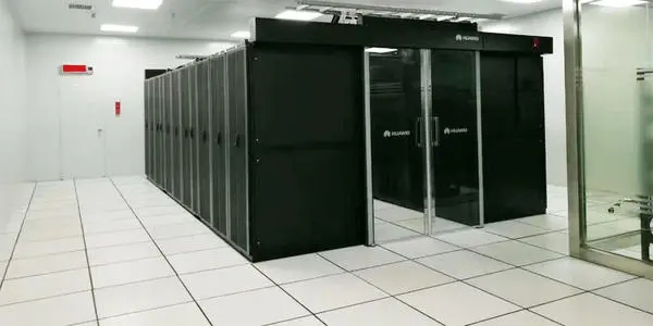 防靜電機房地板