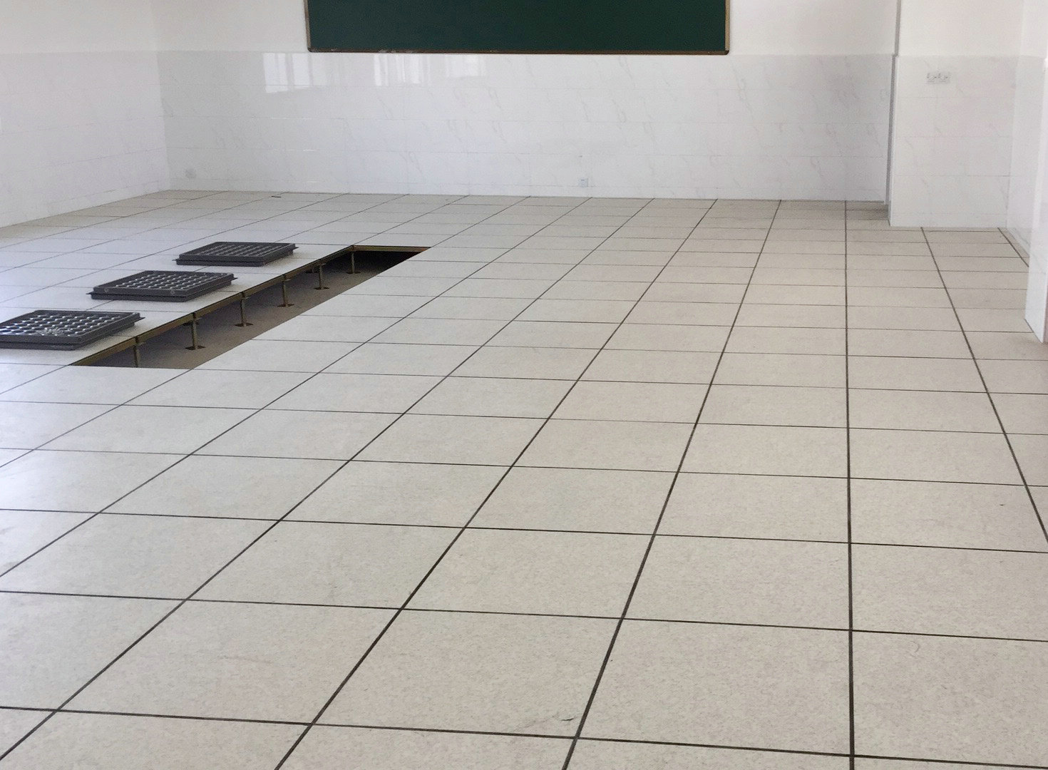防靜電地板