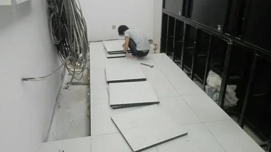 架空防靜電地板